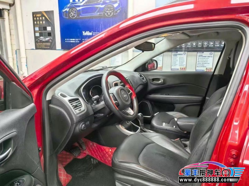 17年Jeep指南者轿车抵押车出售