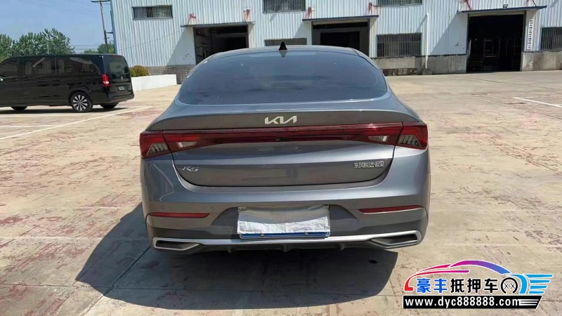 22年起亚K5轿车抵押车出售