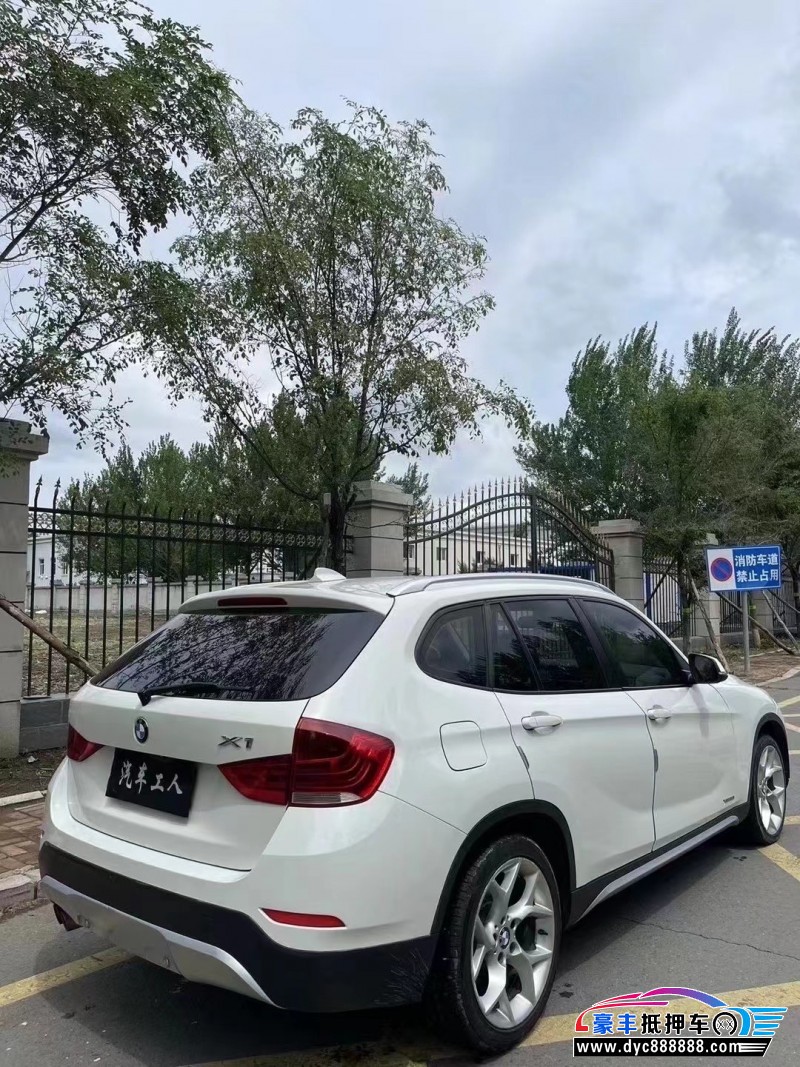 14年宝马X1轿车抵押车出售