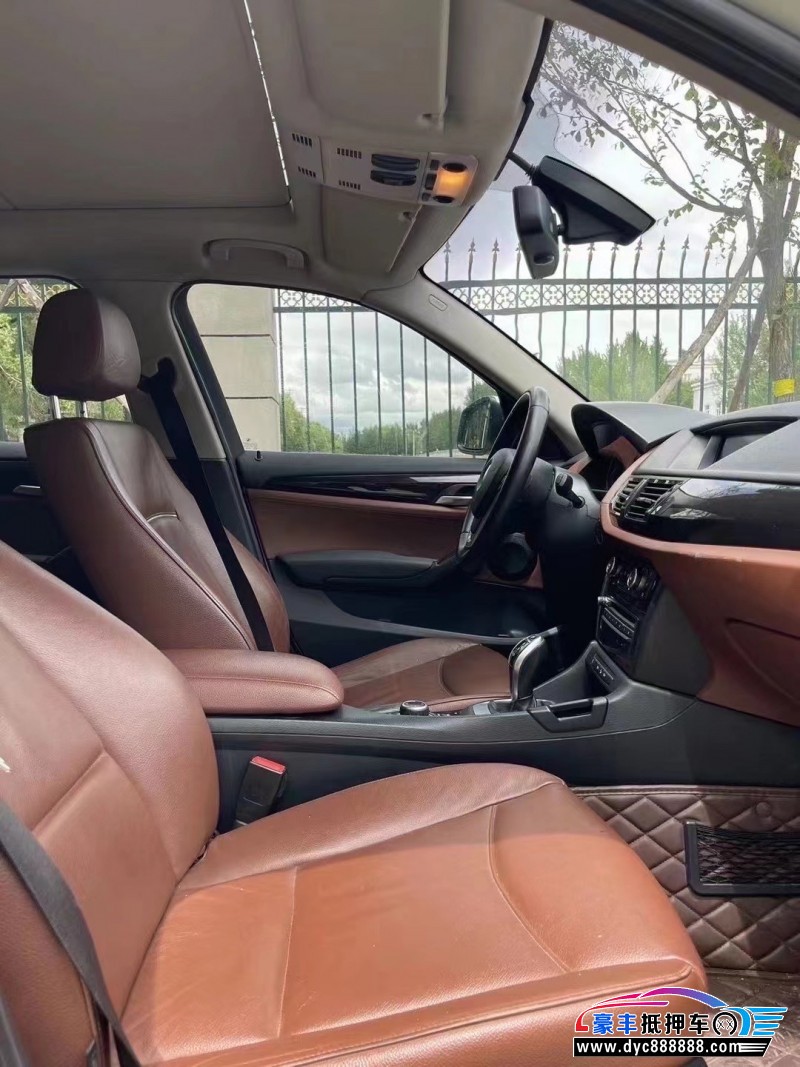 14年宝马X1轿车抵押车出售