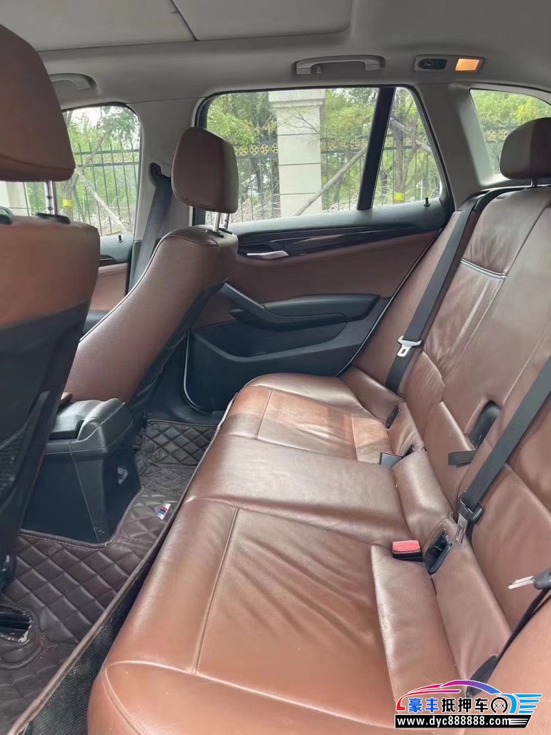 14年宝马X1轿车抵押车出售