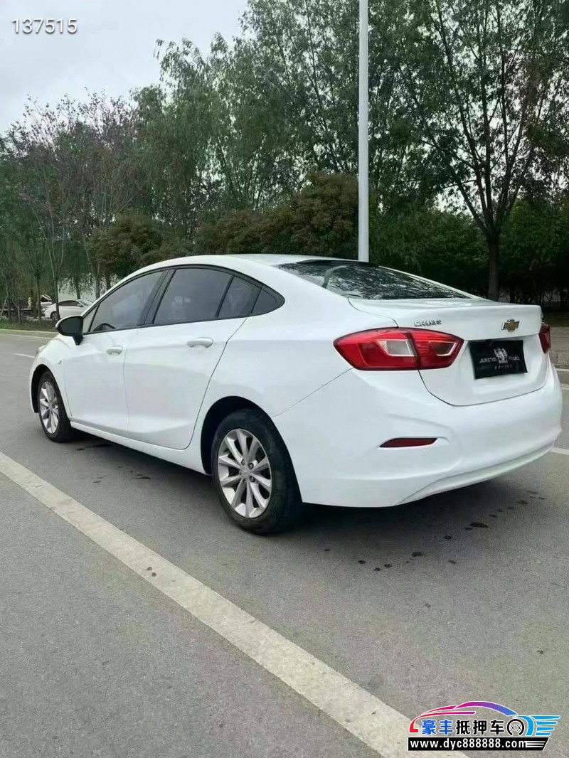 17年雪佛兰科鲁兹轿车抵押车出售