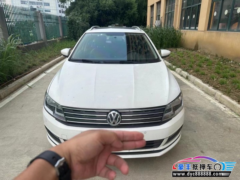 18年大众朗行轿车抵押车出售