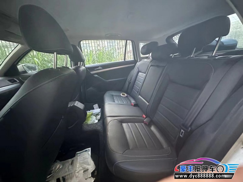 18年大众朗行轿车抵押车出售