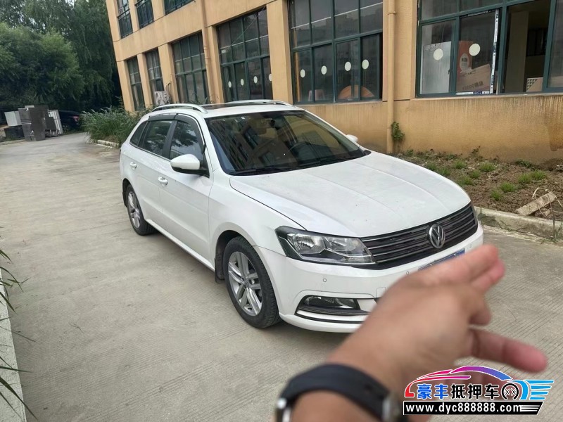 18年大众朗行轿车抵押车出售