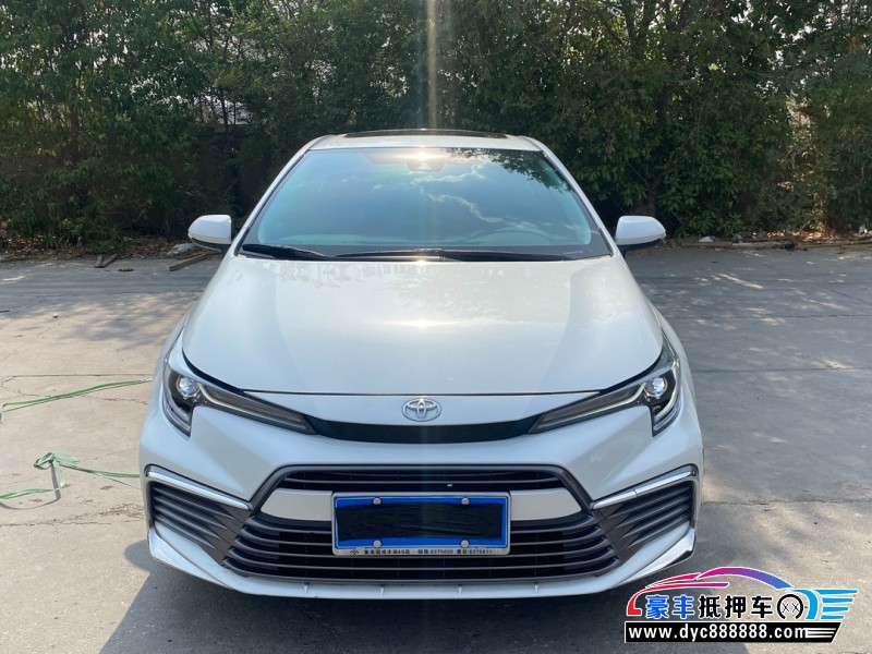 22年丰田凌尚轿车抵押车出售