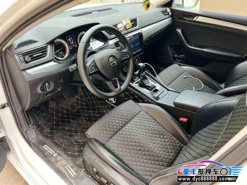 18年斯柯达速派轿车抵押车出售