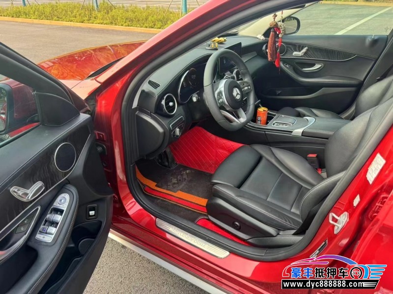 21年奔驰C轿车抵押车出售