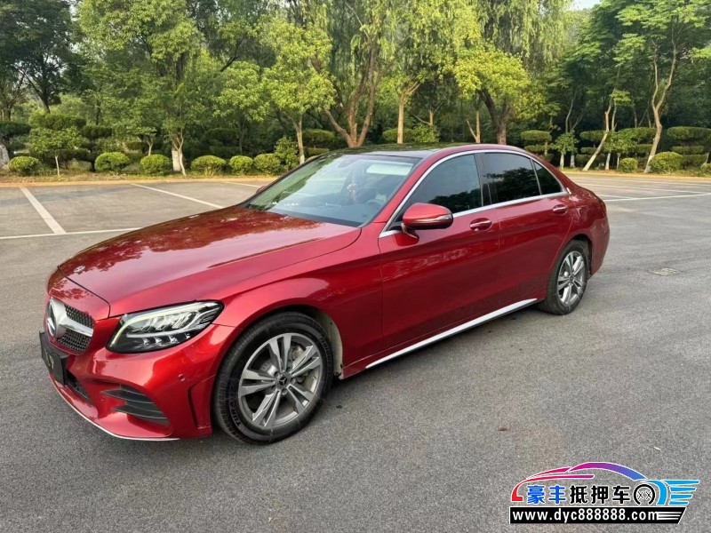 21年奔驰C轿车抵押车出售