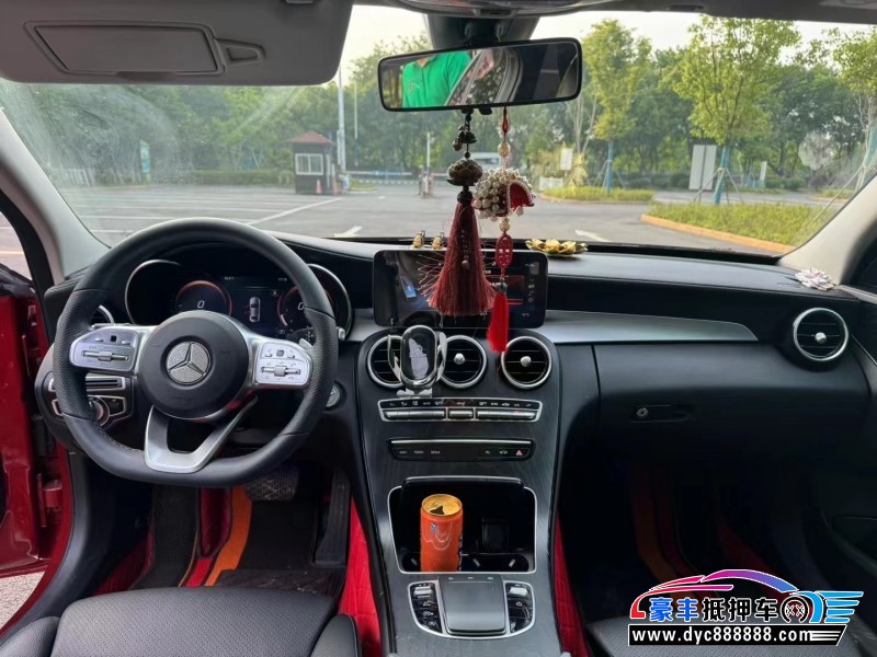 21年奔驰C轿车抵押车出售