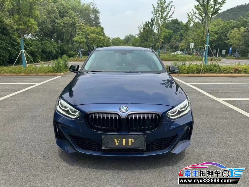 21年宝马1系轿车抵押车出售