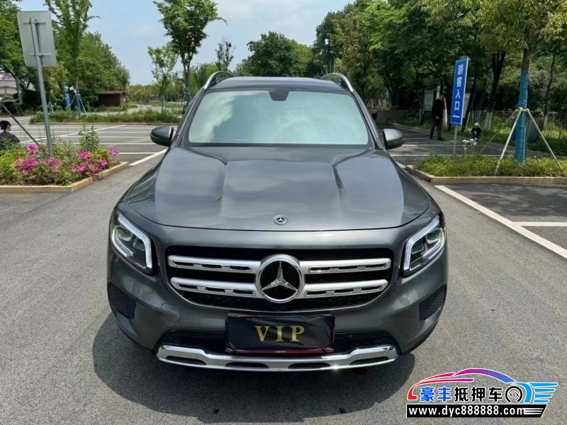 21年奔驰GLB轿车抵押车出售