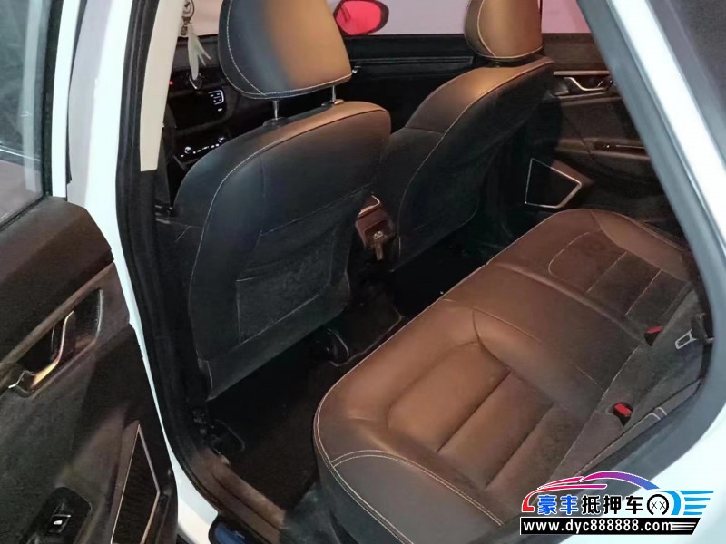 19年吉利帝豪GS轿车抵押车出售