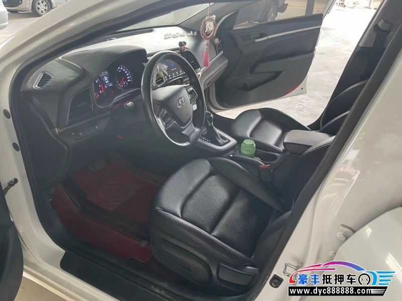 20年现代领动轿车抵押车出售