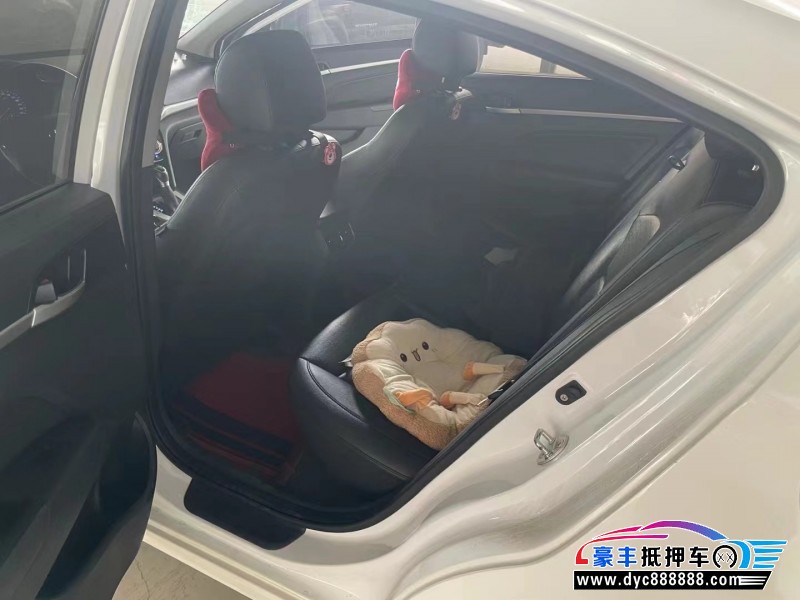 20年现代领动轿车抵押车出售