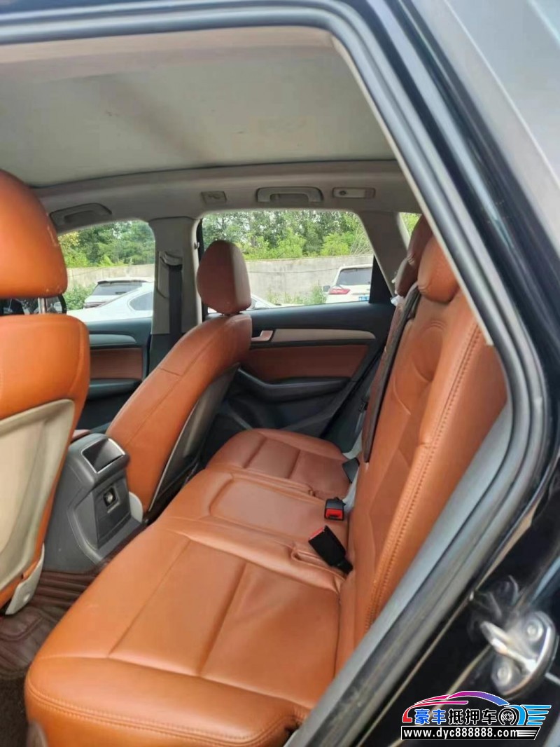 15年奥迪Q5轿车抵押车出售