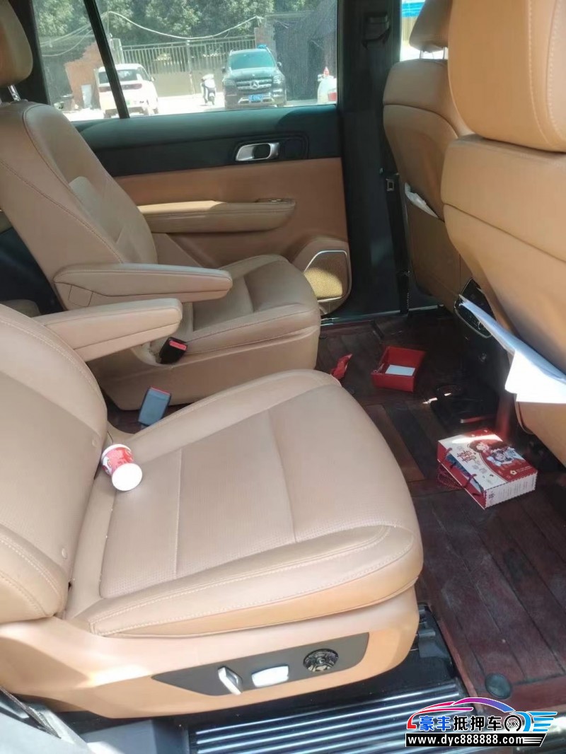 21年理想ONE轿车抵押车出售