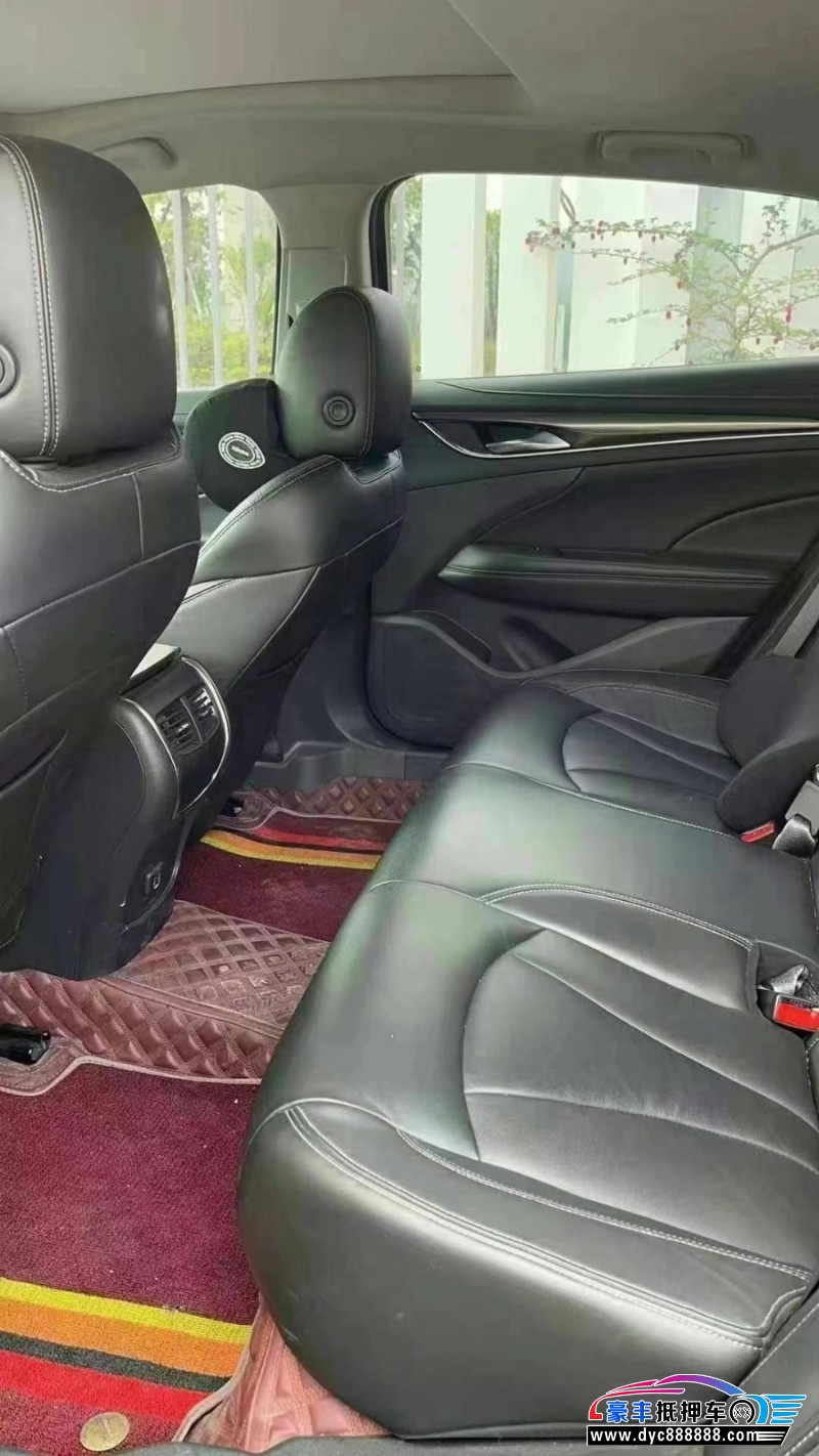 21年别克君越轿车抵押车出售