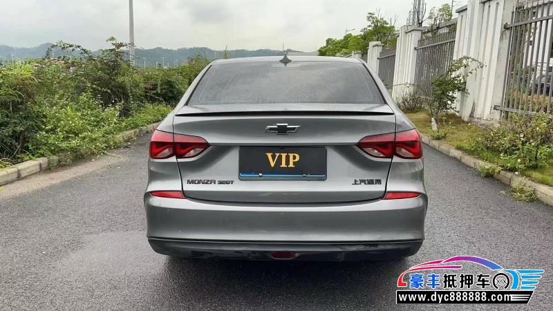 20年雪佛兰科鲁泽轿车抵押车出售