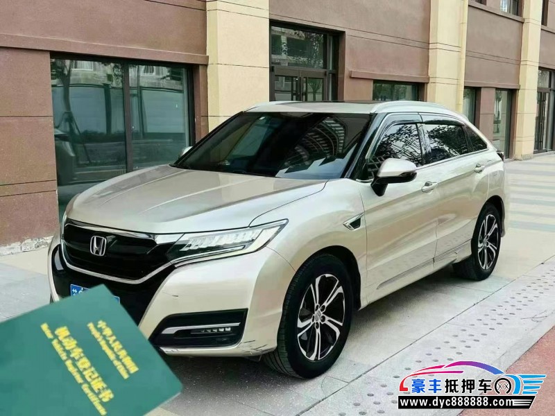 17年本田UR-V轿车抵押车出售