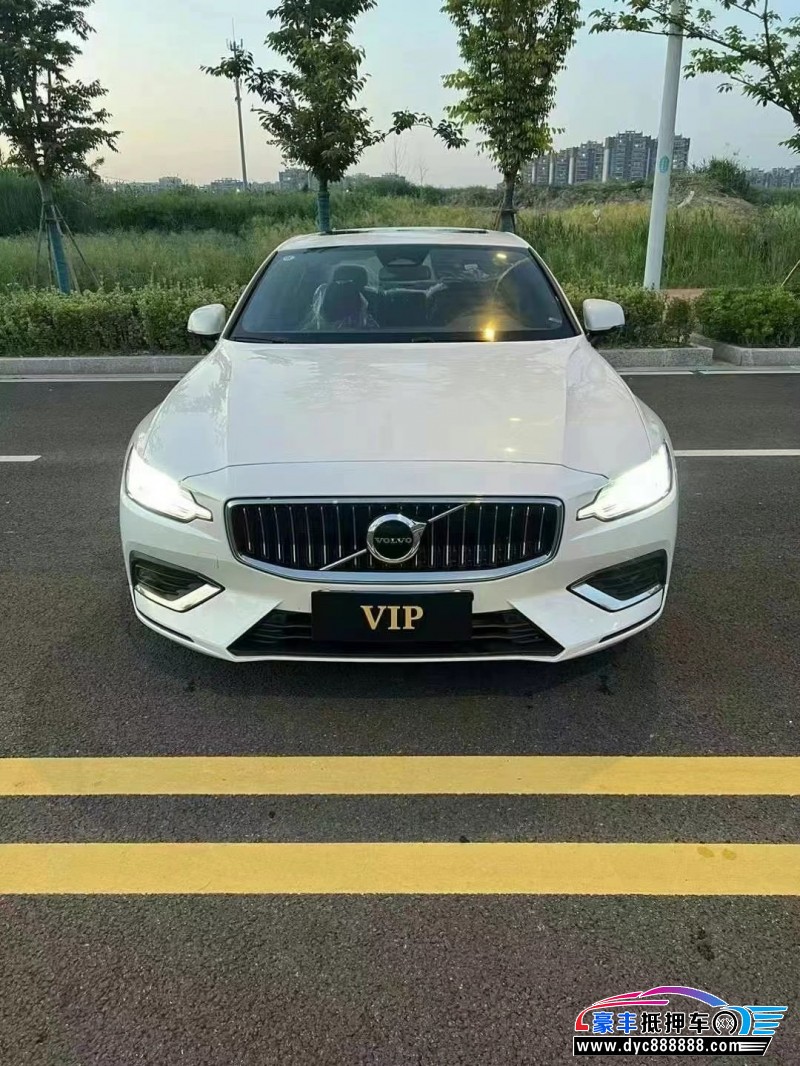 23年沃尔沃S60轿车抵押车出售