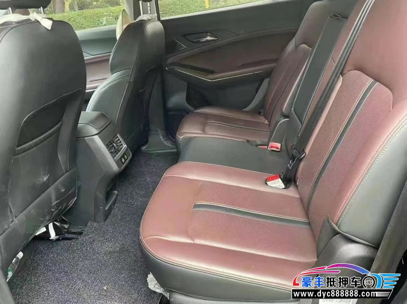 23年大众思皓X8轿车抵押车出售