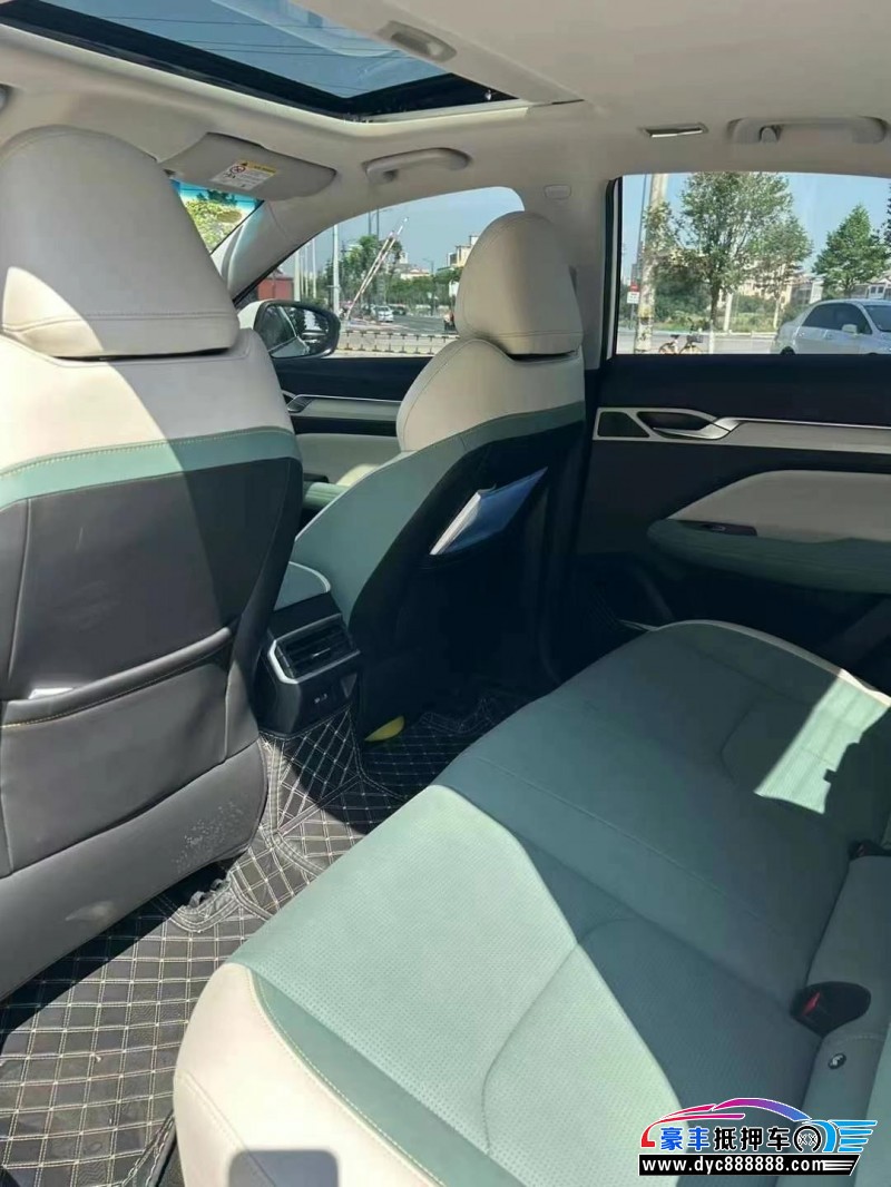 23年吉利帝豪轿车抵押车出售