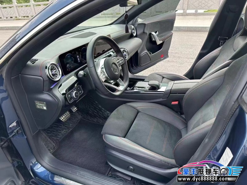 20年奔驰CLA轿车抵押车出售