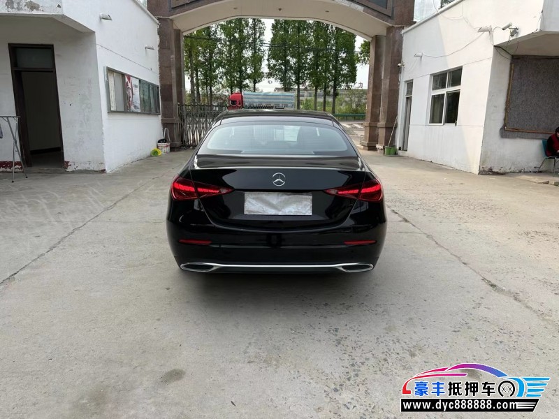 22年奔驰C轿车抵押车出售