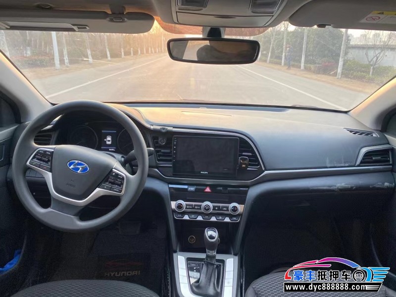 21年现代领动轿车抵押车出售