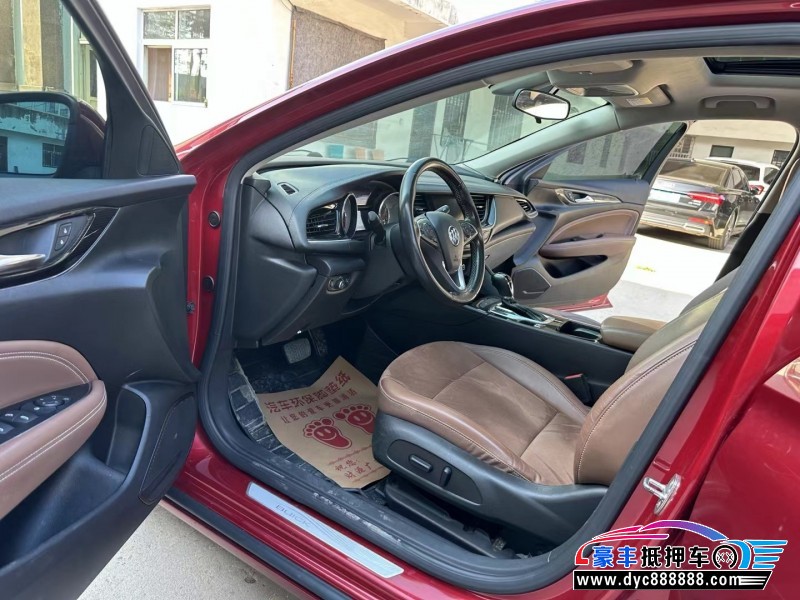 18年别克君威轿车抵押车出售