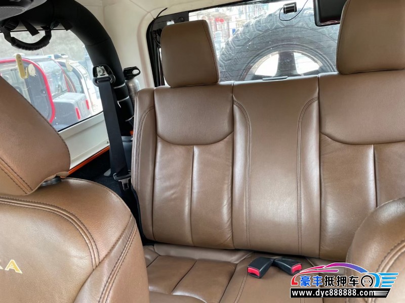 13年Jeep牧马人轿车抵押车出售