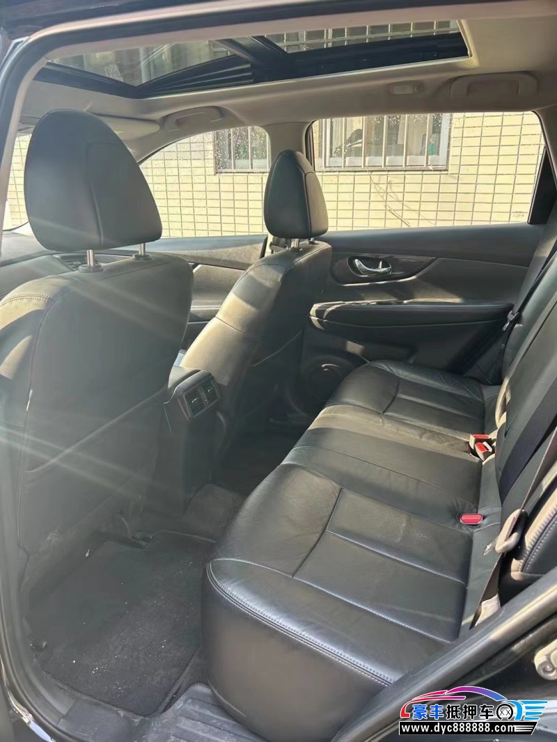 20年日产奇骏轿车抵押车出售