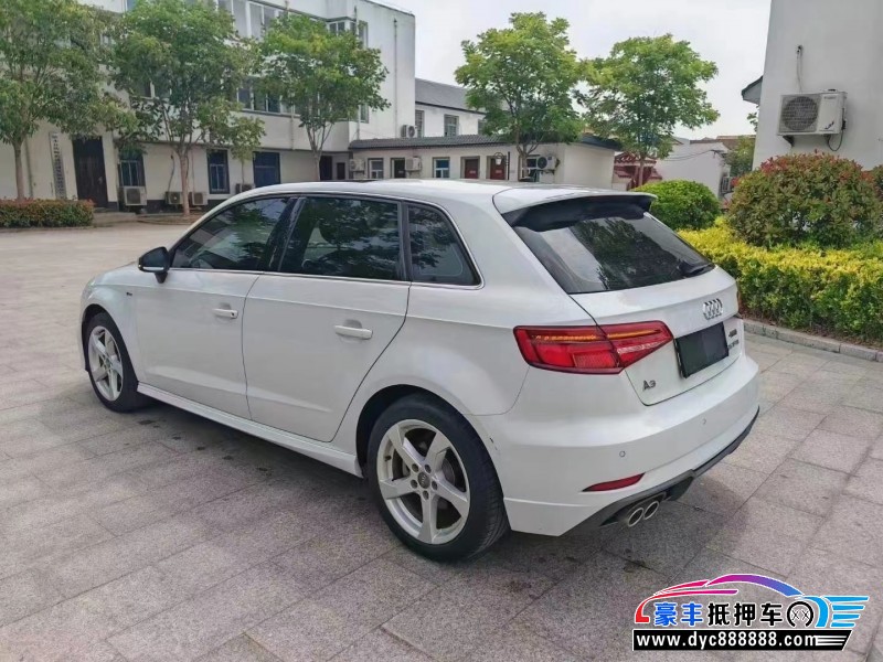 21年奥迪A3轿车抵押车出售