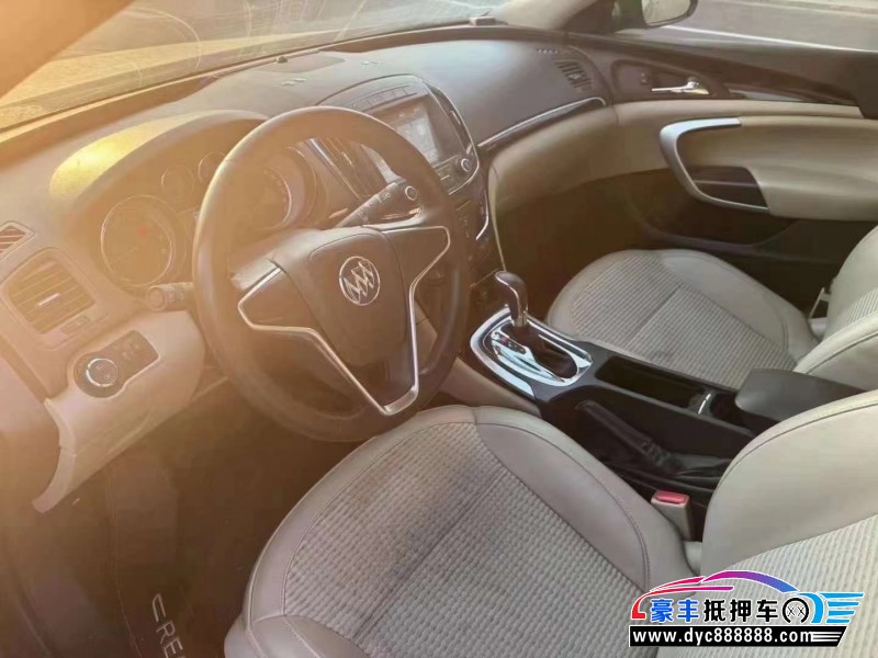 14年别克君威轿车抵押车出售