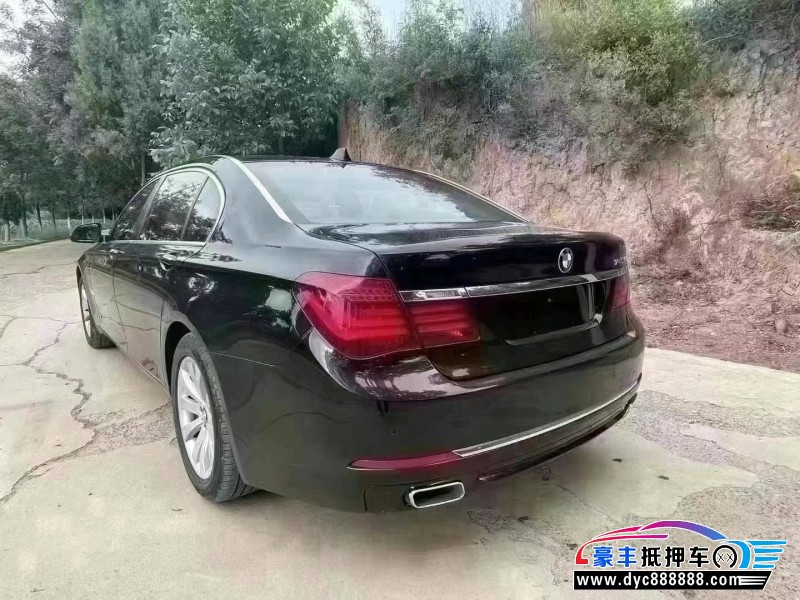 13年宝马7系轿车抵押车出售