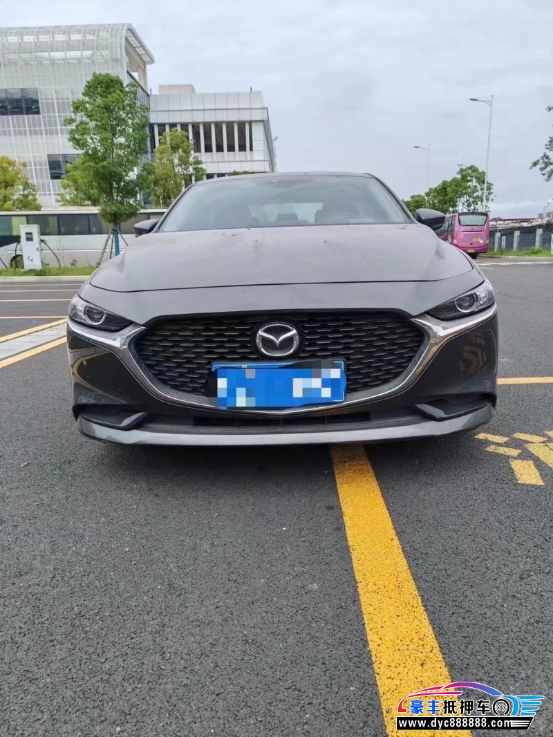 20年马自达昂克赛拉轿车抵押车出售