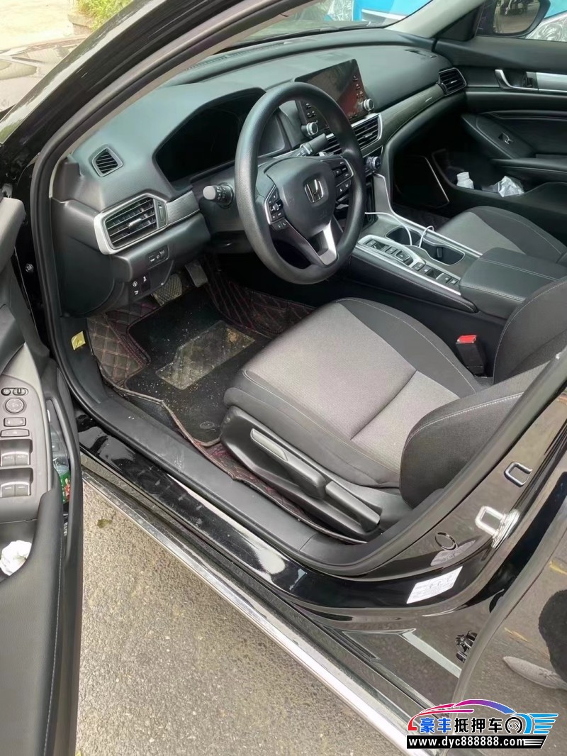 23年本田雅阁轿车抵押车出售