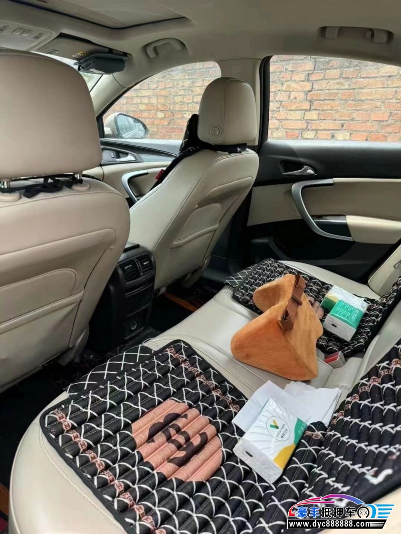 15年别克君威轿车抵押车出售