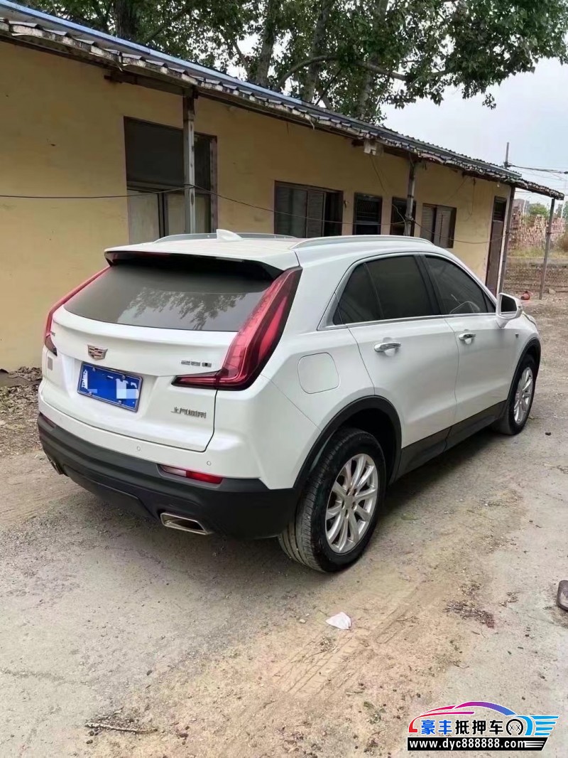 20年凯迪拉克XT4轿车抵押车出售