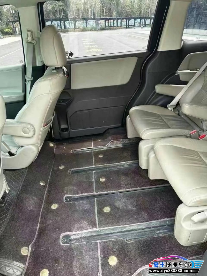 17年本田奥德赛轿车抵押车出售