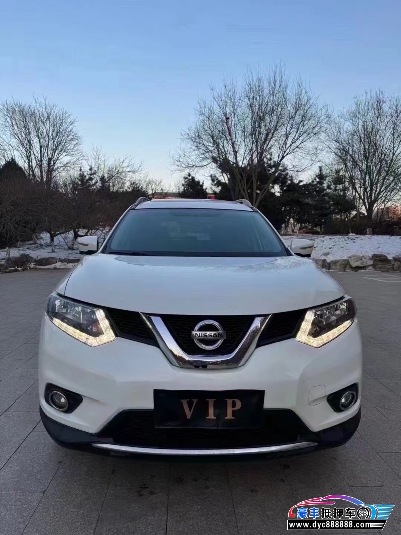 16年日产奇骏SUV抵押车出售