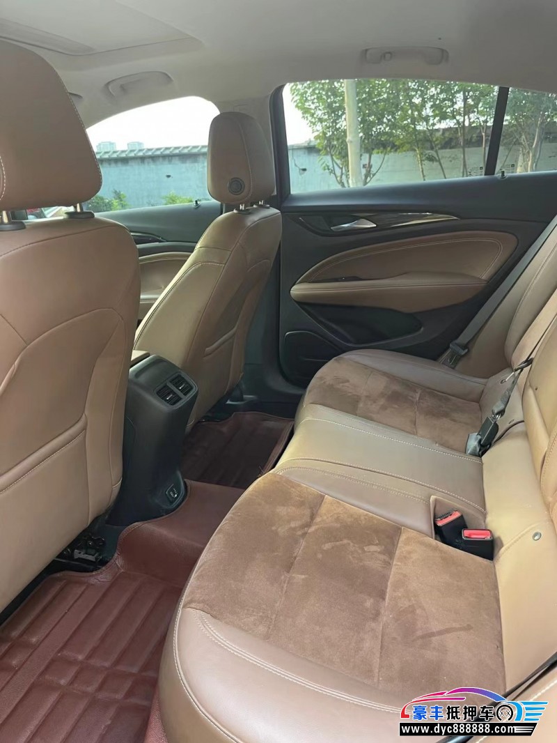 22年别克君威轿车抵押车出售