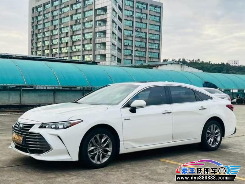 20年丰田亚洲龙轿车抵押车出售