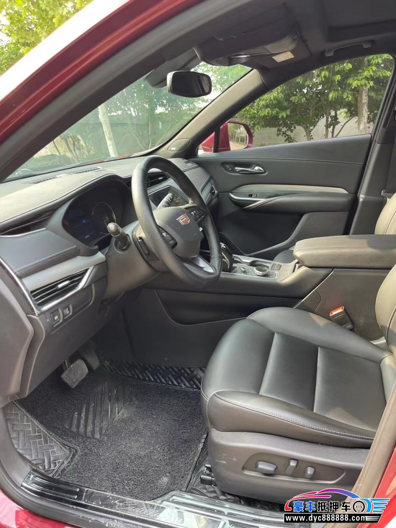 19年凯迪拉克XT4轿车抵押车出售