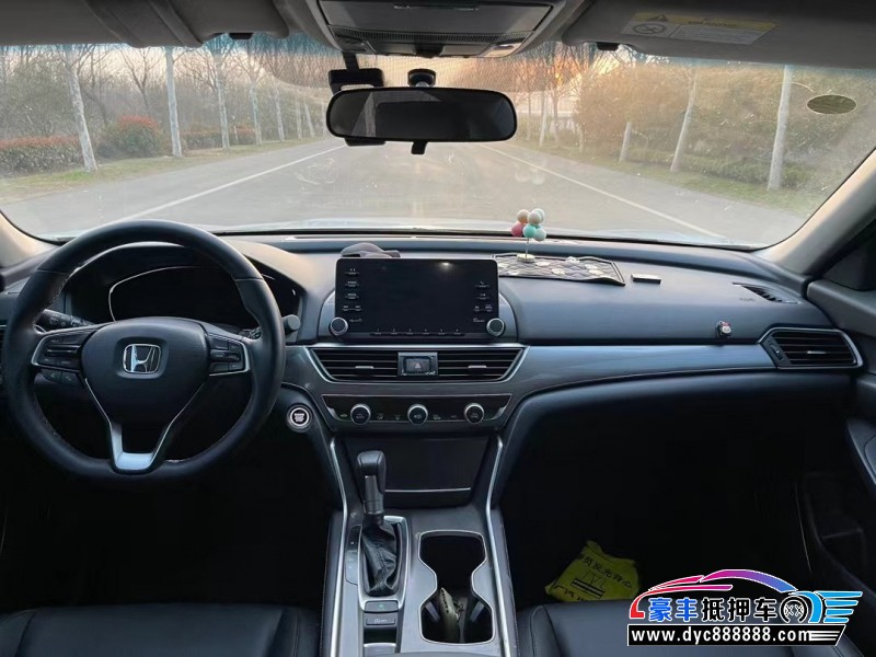 21年本田雅阁轿车抵押车出售