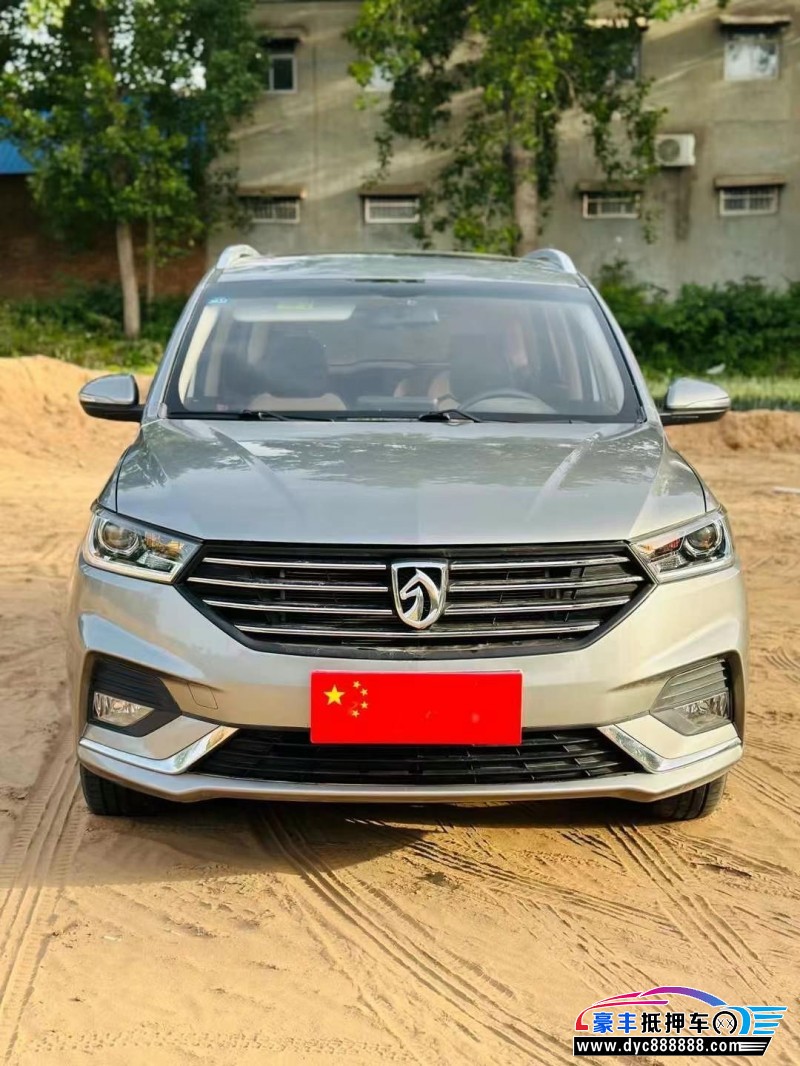 18年宝骏宝骏360轿车抵押车出售