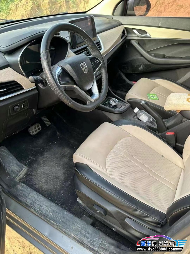 18年宝骏宝骏360轿车抵押车出售