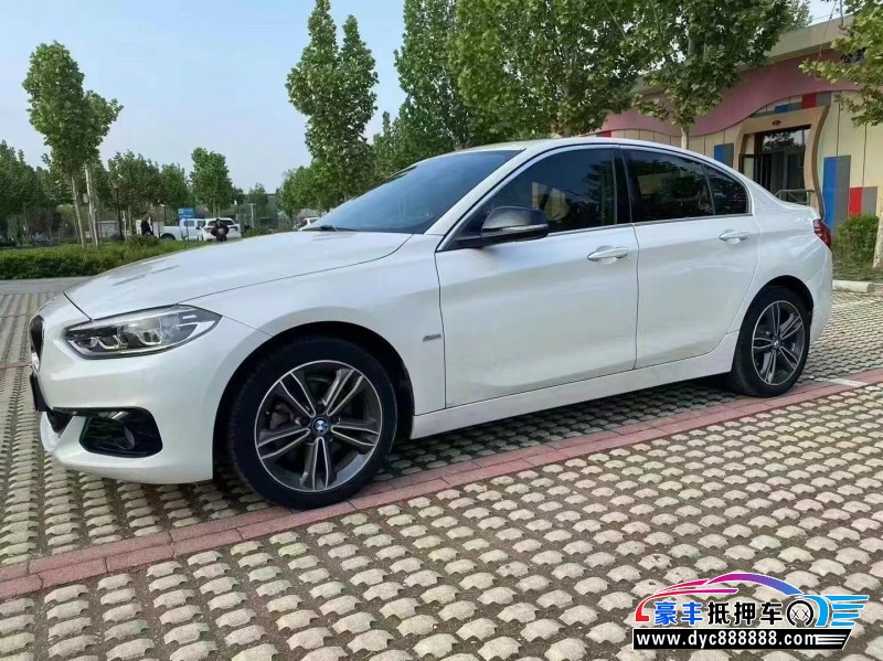 18年宝马1系轿车抵押车出售