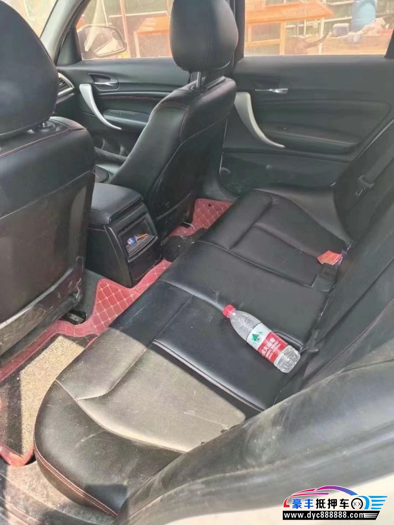 14年宝马1系轿车抵押车出售